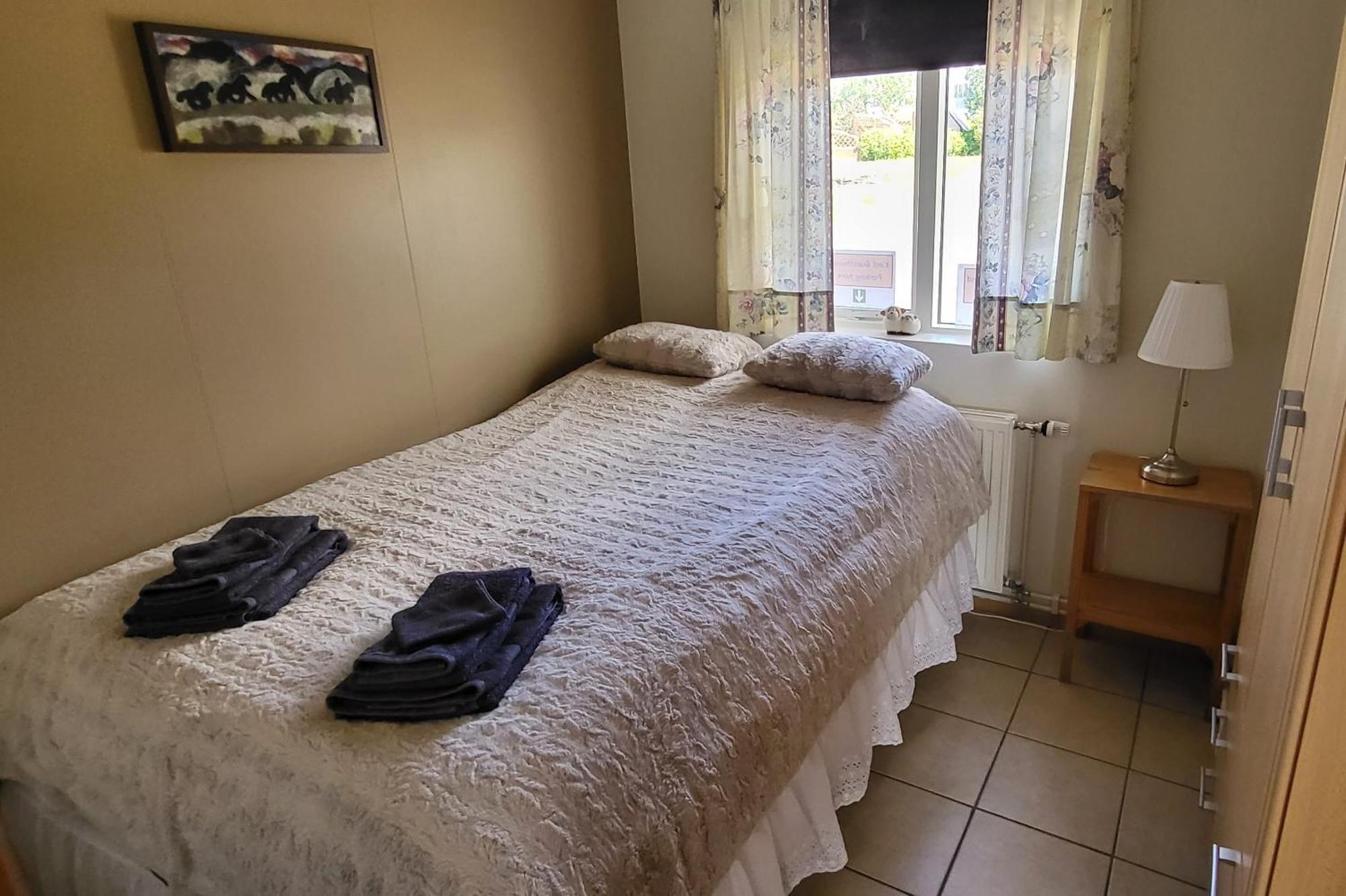 Kind Guesthouse - The Village Budardalur 외부 사진